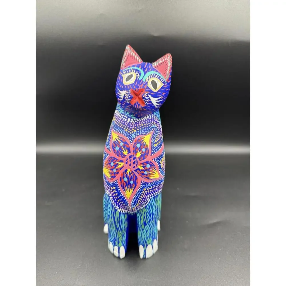 Mexican Oaxaca Folk Art Wood Carved Painted Animal Igor Garcia Alebrije Felidae - Picture 1 of 9